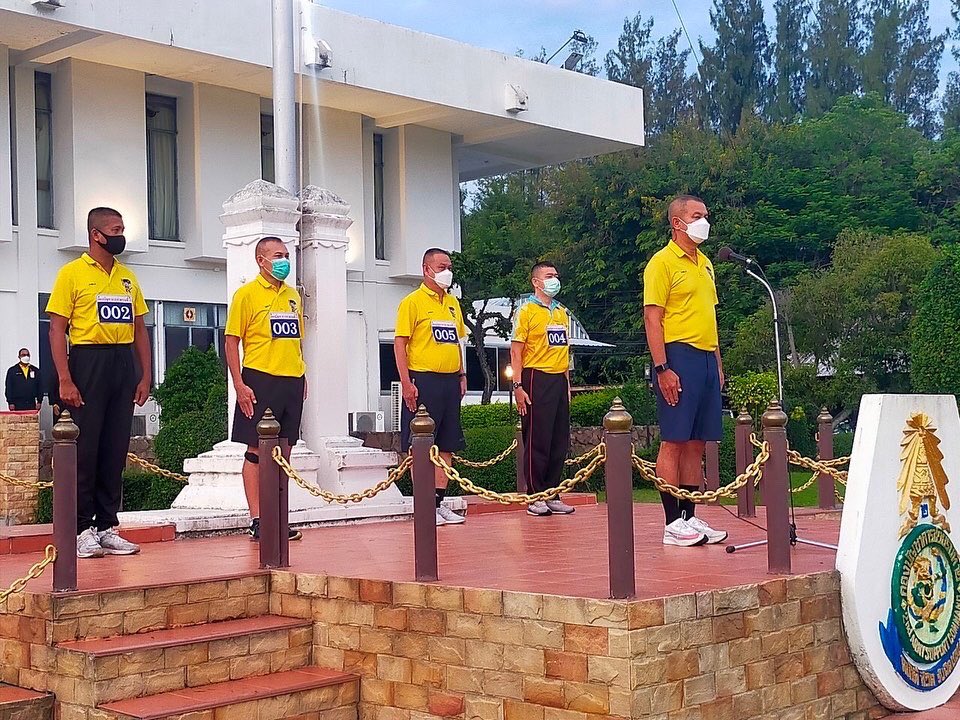 ascom2army2's tweet image. 💪ผบ.บชร.2 นำกำลังพลของหน่วยทดสอบสมรรถภาพร่างกาย ประจำปี 2565 ณ สนามหน้า บก.บชร.2 ตามนโยบายของผู้บัญชาการทหารบก ที่เน้นย้ำให้กำลังพลมีความเข้มแข็งทั้งร่างกายและจิตใจ พร้อมปฏิบัติหน้าที่เพื่อ ชาติ ศาสน์ กษัตริย์ และประชาชน 
#กองบัญชาการช่วยรบที่2