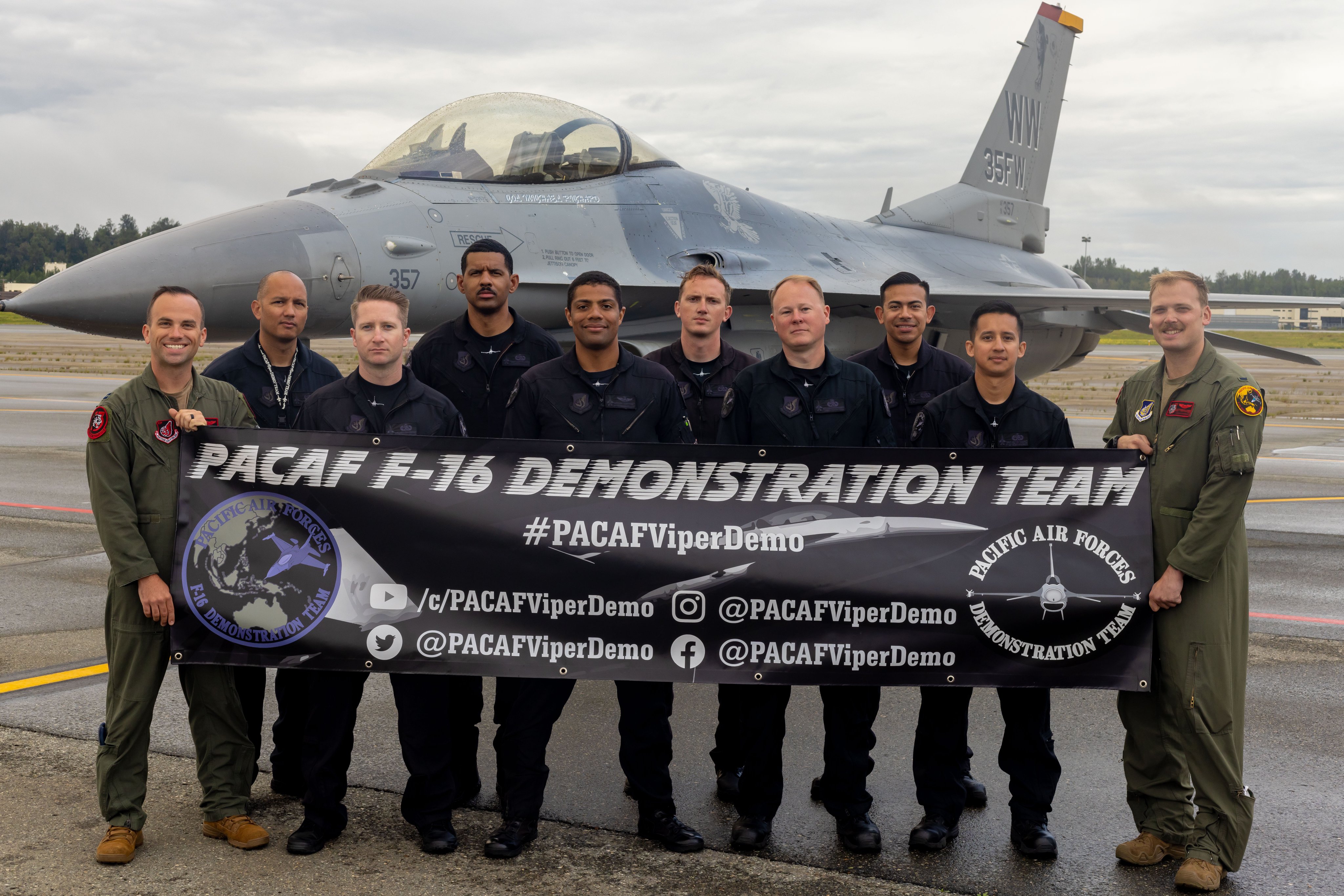 PACAF F-16 Demo Team