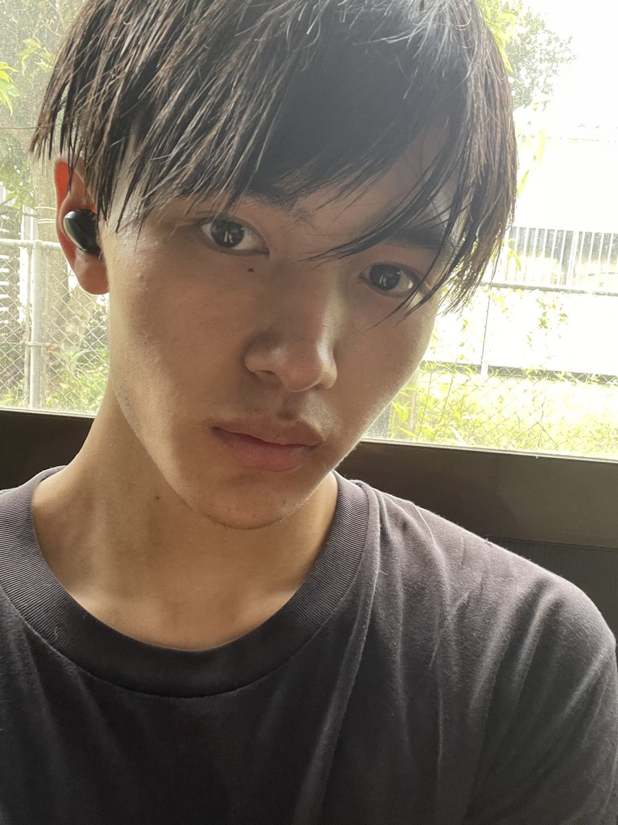 Shuto07077729's tweet photo. 皆様、こんにちは！campusboys2023に参加しています。関口秀斗事しゅーまろと申します。  絶対にグランプリを取り、ミクチャ配信も飽きさせません。実は変顔がめちゃくちゃ得意です😇   どうかRTといいねをよろしくお願い致します。

 #CAMPUSBOYS2023  #キャンボイ #拡散希望 https://t.co/xrT3n0sdHs
