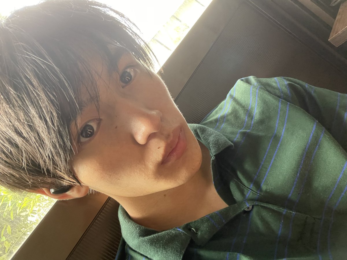 Shuto07077729's tweet photo. 皆様、こんにちは！campusboys2023に参加しています。関口秀斗事しゅーまろと申します。  絶対にグランプリを取り、ミクチャ配信も飽きさせません。実は変顔がめちゃくちゃ得意です😇   どうかRTといいねをよろしくお願い致します。

 #CAMPUSBOYS2023  #キャンボイ #拡散希望 https://t.co/xrT3n0sdHs