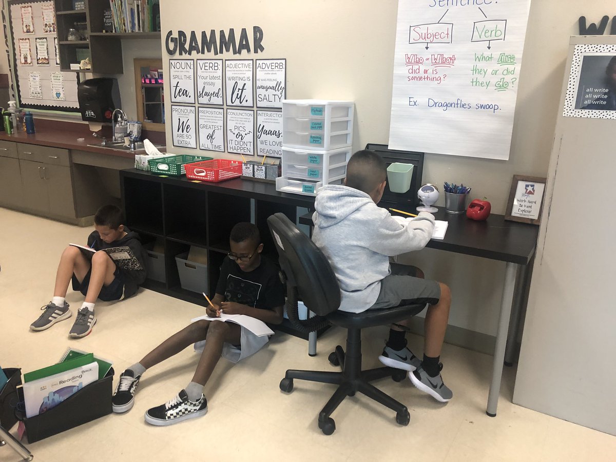 CandaceDebord's tweet photo. Working on our writing! Getting to choose their topic and where they sit really helps them to stay engaged. #tobiasproud @TobiasExplorers https://t.co/f5gNUOdA6V