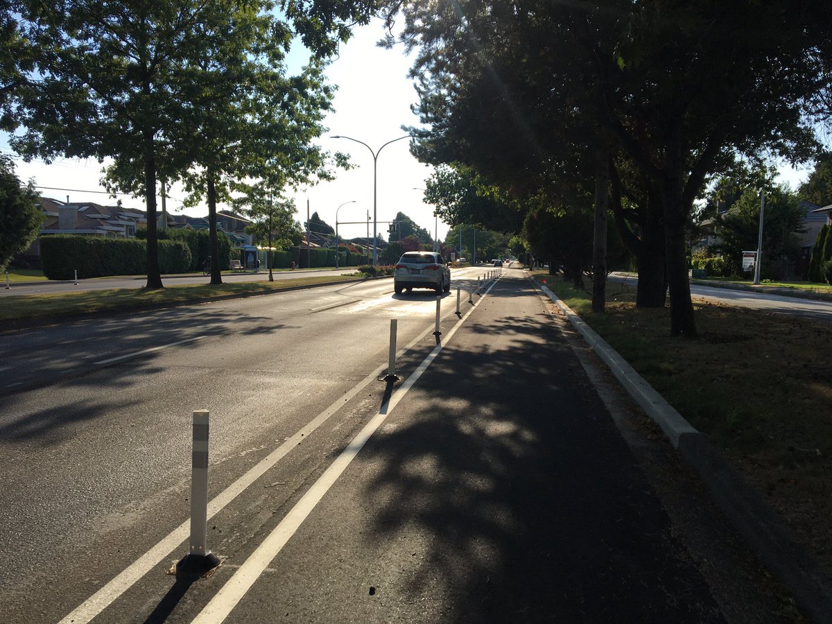 CoolCityStudio's tweet photo. @AnthonyFloyd I rode to Steveston on Saturday evening from Richmond Brighouse Station and found this awesome stretch of bike lane along Granville Ave. I took it all the way to Railway Greenway. Amazing!!!! As a “mature” woman, I finally felt safe along a main route. Way to go @Richmond_BC https://t.co/6xH9nBJddT