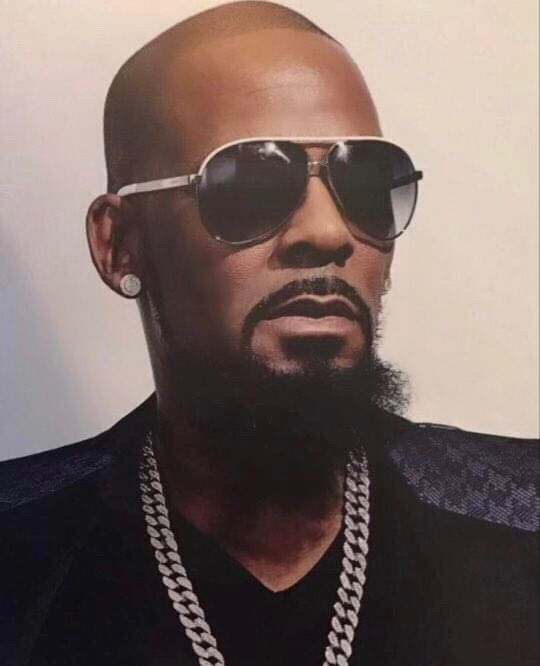 RKellySupporter's tweet photo. #RKelly #RSK #FreeRKelly
#RobertSylvesterKelly
#Injustice #DueProcess
#EDNY
#WrongfullyConvicted
#JenniferBonjean πͺ
#NDIL
#BonjeanLawGroup
#BringKellzHome
#TeamKellz
#Prayers #Love #Support https://t.co/gPYxnD4yhr