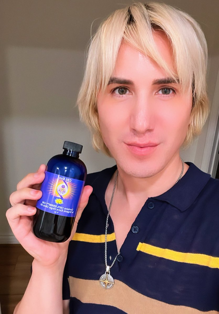 RickyRebelRocks's tweet photo. For more energy, mental clarity, and a better nights rest, try C60 EVO which has 1,000 times more antioxidant power than vitamin C! https://t.co/afkt88eQ8d https://t.co/oK1mi2MZqG