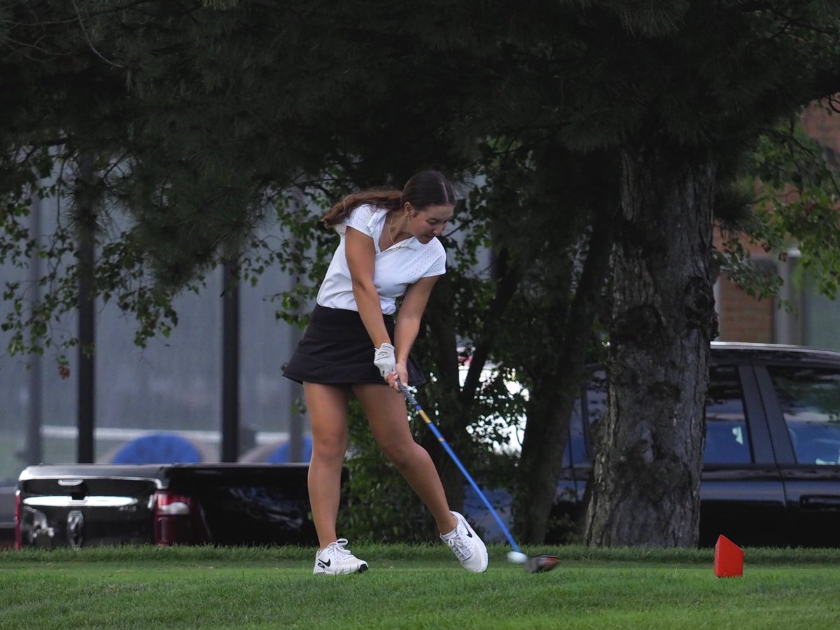 rlagmanPMP's tweet photo. @NeuquaGolf off to a 3-0 conference start. #MyLittleLefty finished with a career best +2 at White Eagle and medalist for the day. Getting a chance to watch it and her post match interview was priceless! #JuniorGolf #TeamTPS https://t.co/rhFGvKsz0c
