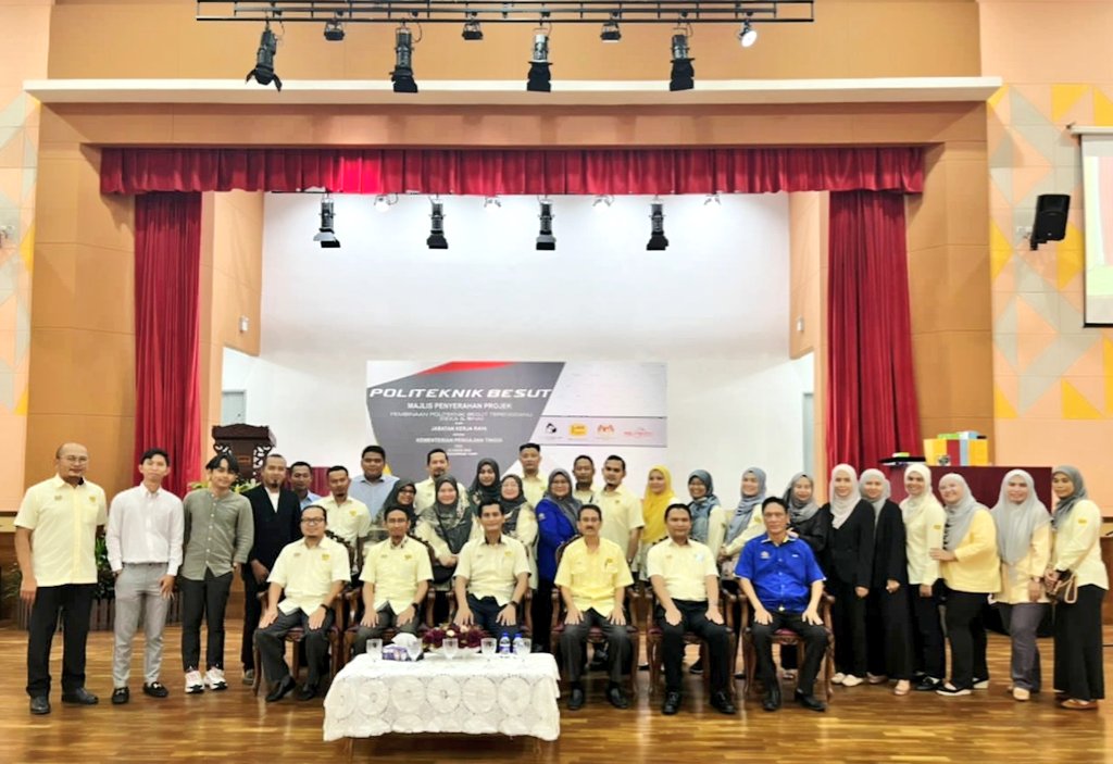 PasukanProjekTrg tweet media