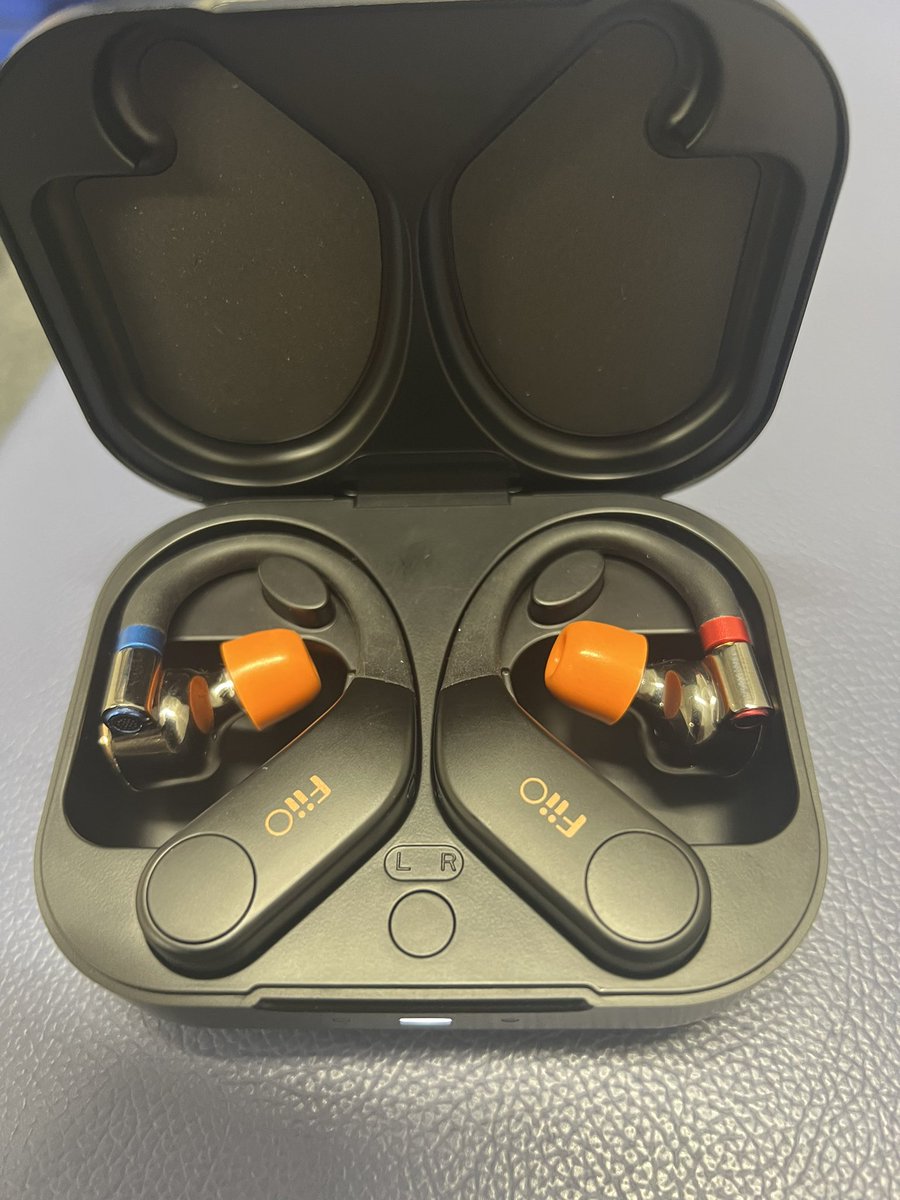 makotodesun's tweet photo. 大満足でございます🥹
#FiiO
#FD3
#UTWS5 https://t.co/paobmtCHSB
