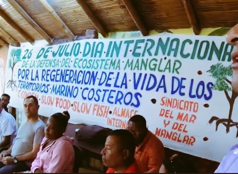Se marca otro hito importante en el Ecuador, se crea en Esmeraldas el primer sindicato por rama de los trabajadores del mar y de los manglares. Respaldamos su lucha por el derecho al trabajo, contra los despojos y las privatizaciones en los espacios costeros. <a href="/lidergongora/">Lider Gongora Farias</a>