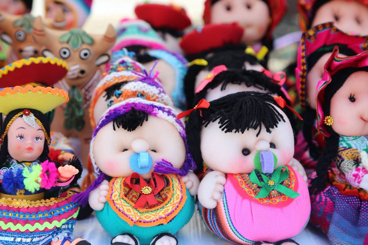 sumaqpff's tweet photo. Shop beautiful handmade crafts by Peruvian Artisans this weekend Aug. 27-28 at @CradleAviation! Tickets+Info->https://t.co/xB4oWagS9S
#SUMAQ2022 #artist #foodie #peruvianfoodie https://t.co/YBoVyGJtXM