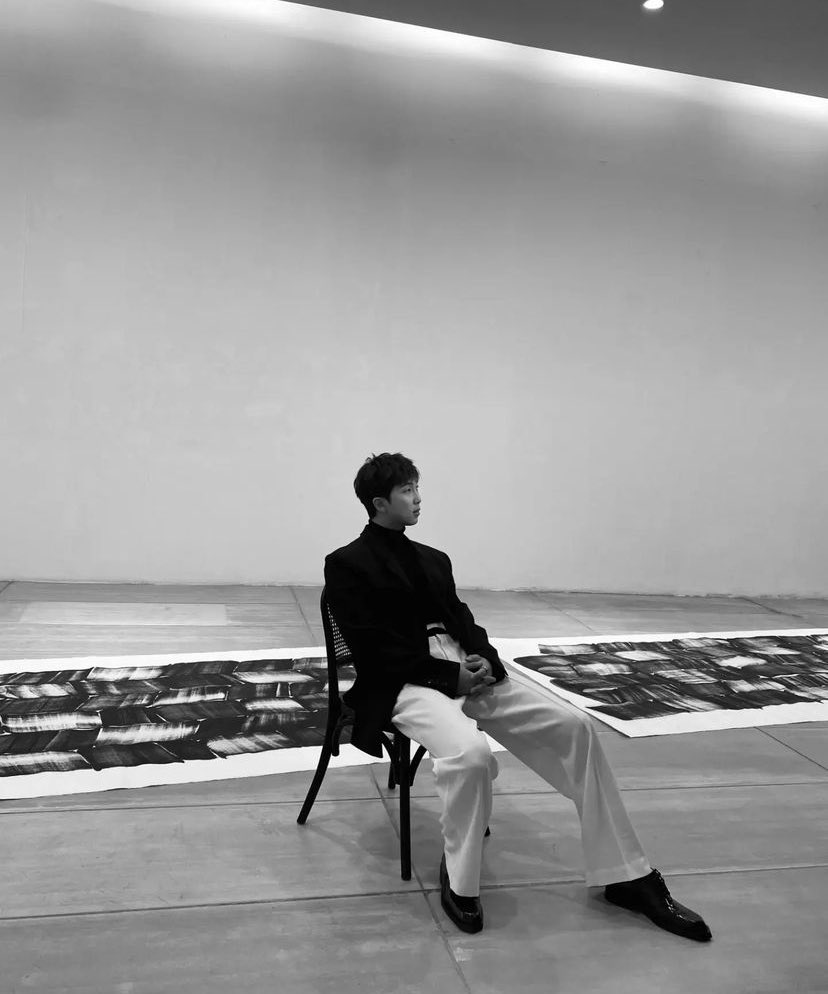 artsjoon_'s tweet photo. L'arte immersa nell'arte https://t.co/VvbuJEIXs6
