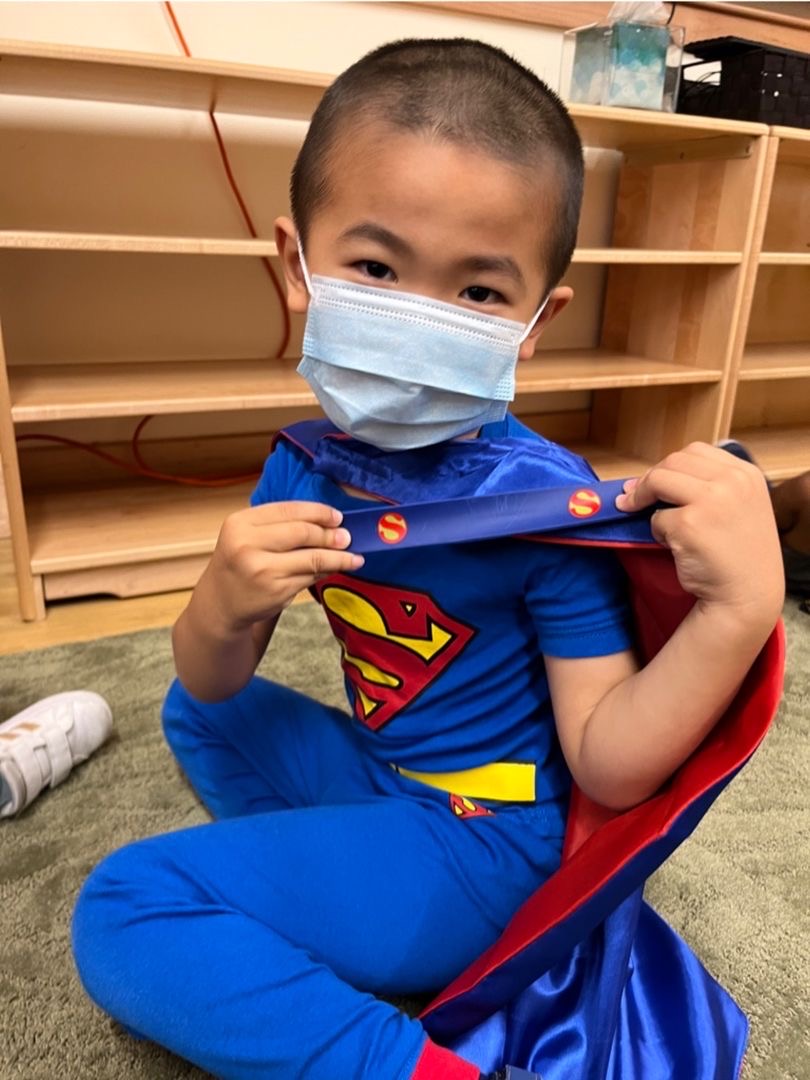 CaedmonDiscover's tweet photo. Happy Halloween from the Caedmon Discovery Camp! 

#CaedmonDiscoveryCamp #halloween #costume #superman #summerfun #Summer2022 #summernyc #summercamp #buzzbuzz #smiles #fun #Beavers #penguins #uppereastside #savethebees #beelove #party #Caedmon #summer #monkey  #motivationMonday https://t.co/qBglJTfLsh