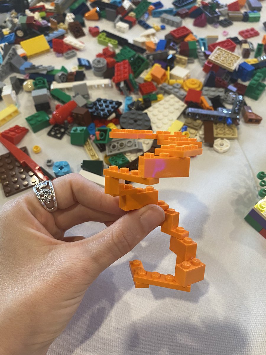 ClareReidWriter's tweet photo. Play at #stateofsocial22 with @raynesgoldie . I call this creation, flow state 🍊🧡 #superconnect https://t.co/N6EeraUDfP