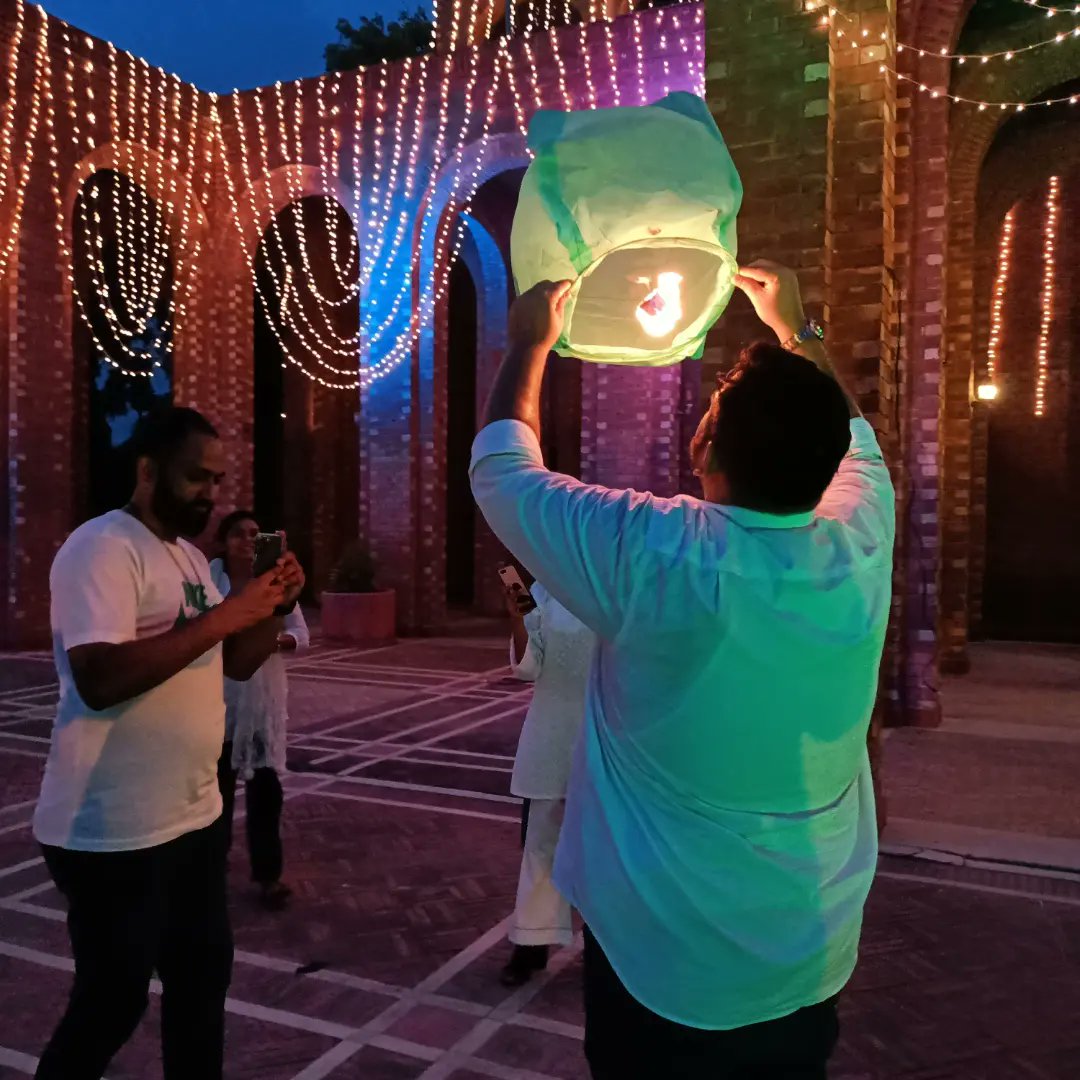 YCIPHP's tweet photo. If you lighten lantern for other, it will brighten your own way.❤️🌺
#nciphp
#yciphp
#fadingreligiosgapes✅
Follow @YCIPHP
Follow @YCIPHP
#lantern #lanterns #light #homedecor #art #lanternfestival #photography #lights #night #lamp #travel #decor #handmade #interiordesign #love https://t.co/nUqxufAWaz