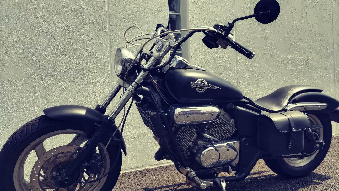 nashssnakepit's tweet photo. ใใฐใใฎใใฉใผไบคๆ๐ง
#honda
#magna
#magna250
#vtwinmagna
#daytona
#highvisibiltymirror
#roundmirror https://t.co/3HwwKV9czB