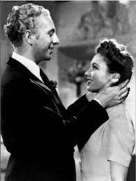 merlinpapin3's tweet photo. .@tbarnaud .@tbarnaud #WatchingClassicsChallenge2022 Août (#MichelinePresle) avec le film #JeChante de #ChristianStengel (1938) avec #CharlesTrenet Félix Oudart Jean Tissier Margo Lion Julien Carette Alfred Adam Yves Deniau Nina Saint Clair et Micheline Presle https://t.co/z1vgO6qr4A