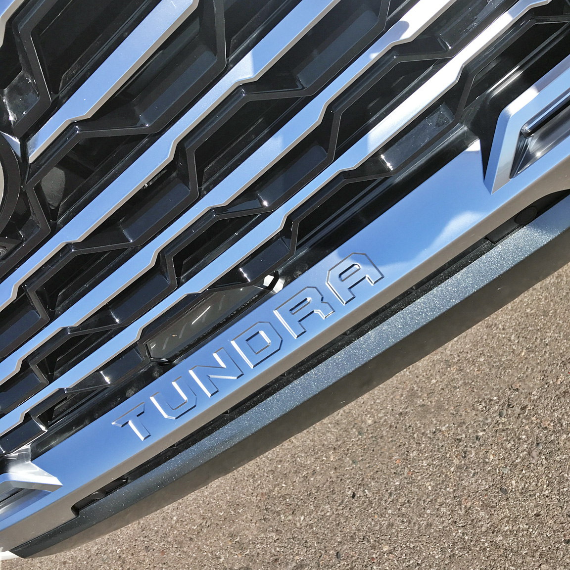 ArizonaDriver's tweet photo. A few details on this week's all-new 2022 Toyota Tundra Capstone in Wind Chill Pearl. (More info in other post.) #Toyota #ToyotaUSA #ToyotaTundra #TundraCapstone #iForceMAX https://t.co/AxOUjKglPw