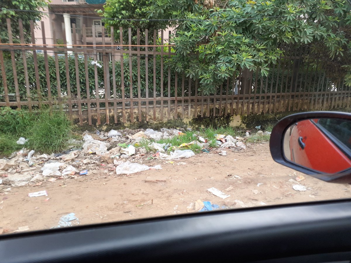 ashokkr76's tweet photo. @PMOIndia @narendramodi @DC_Faridabad @DistrictAdm_FBD
@cmohry @mlkhattar @rajeshnagarfbd @MCF_Faridabad @ndtv
स्मरण पत्र उनत्तीसवां
माननीय प्रधानमंत्री जी,
महीनों बाद भी संत मैरी स्कूल, सेक्टर 82, तिगांव रोड, फरीदाबाद  के बाहर कूड़े का अम्बार और गटर का पानी जस-के-तस?
#SaveGrFbd https://t.co/Lw5VyWh8dg