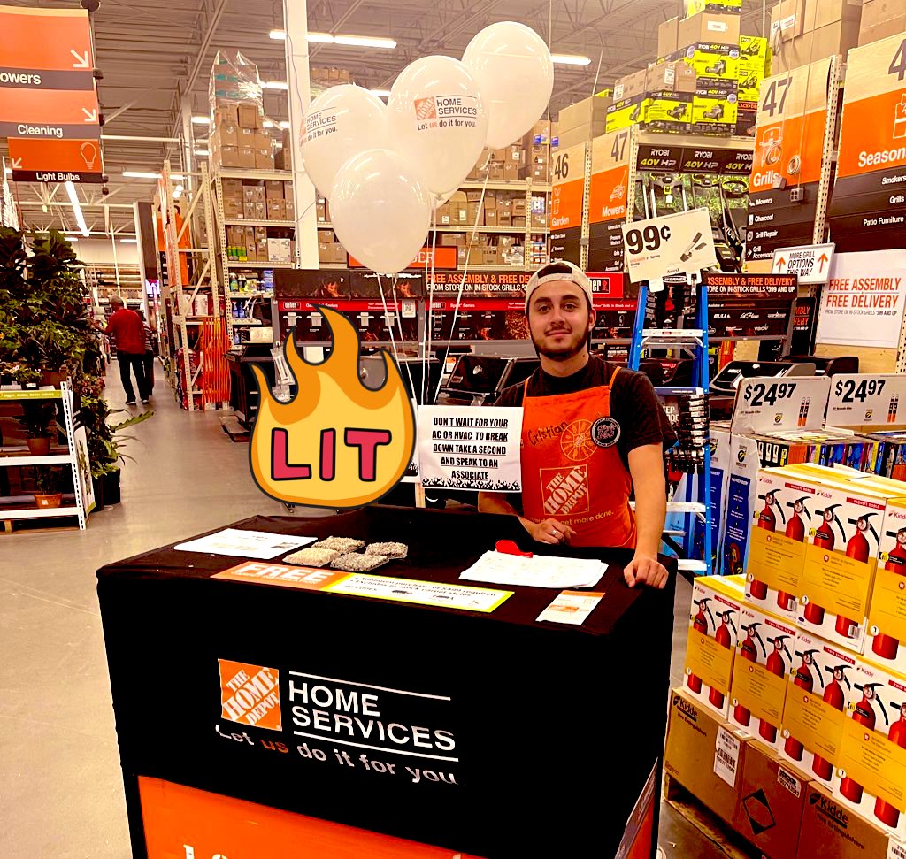 Cristian driving leads today! Great job sir. It was hard to let you go to specialty, but I can’t wait to see you grow the business!! <a href="/DianaSundermann/">Diana Sundermann</a> @Fuerstenberg15 @DavidF_8523 <a href="/laroldan32/">Laura Roldán🇲🇽</a> @OscarM_8523 <a href="/valbroncos/">Valerie Maynes</a>