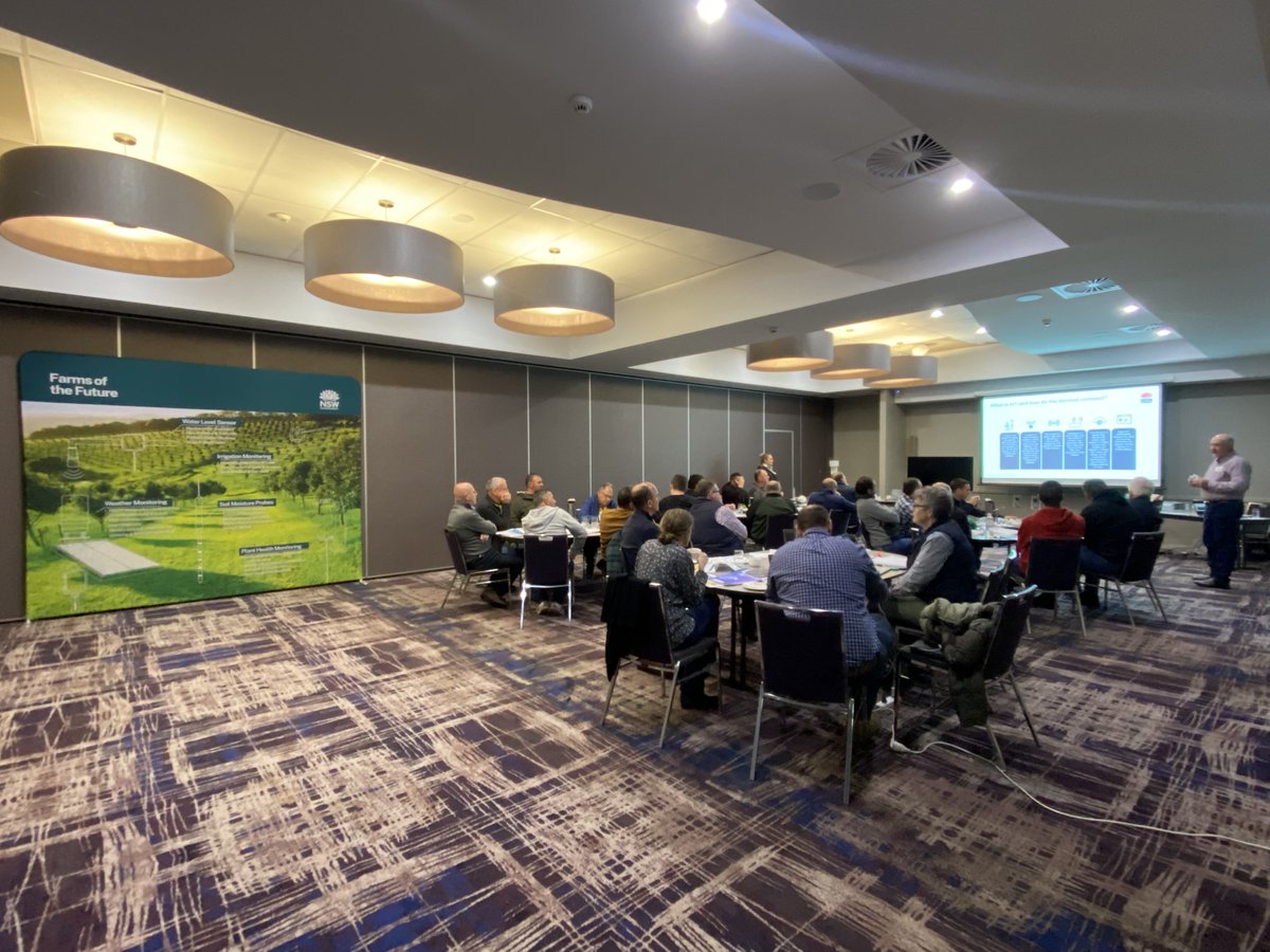 DPI_DigitalAg's tweet photo. Griffith Citrus growers are busy at the Farms of the Future Agtech training session. Learning all things tech and connectivity, &amp; how they can apply for future grants. 
The room has been a buzz with Q&amp;As
@GriffithCouncil @nswdpi @regionalNSWnews #agtech https://t.co/H7teRkSva9