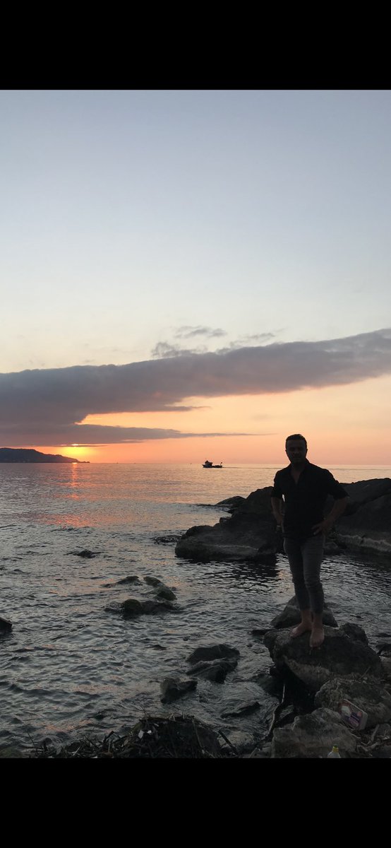 Bütün arkadaşlarıma TRABZON dan Sevgi ve saygılarımla….GÜNAYDINNNN 💙❤️