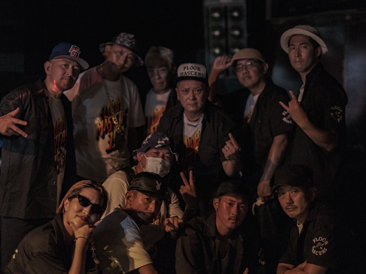 tomoppuchan's tweet photo. 昨夜も制作難航してて外が明るくなってた
限界ってなった時に
ふと、頭の中にDJ YANO
思わず連絡したら1時間後にはいくつかのアイデアを送ってきてくれた。
まだ精査しきれてないけど
大先輩の心意気に救われた。
ダンサーにとってどんなDJや音楽家と出逢うかは本当に大事。
#FLOORMASTERS
#mycrew https://t.co/d5TpvxMYYN