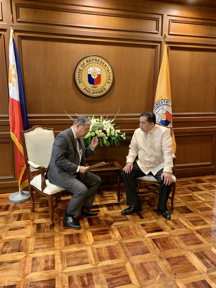 HernandezRaulS's tweet photo. DFA Sec. Enrique Manalo calls on Speaker Martin Romualdez and meets with other high officials of the House of Representatives. Thank you Speaker Martin for your strong and unwavering support for the DFA! https://t.co/mSuNc3O6Qg