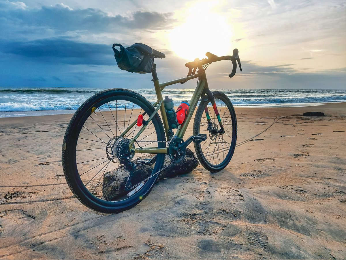 TrRagesh's tweet photo. Beach vibes - Kothakulam Arappa Beach - Thrissur

@Bergamont Grandurance 6 #myridetime #kerala #shimanogrx https://t.co/4SUAOLrNAC