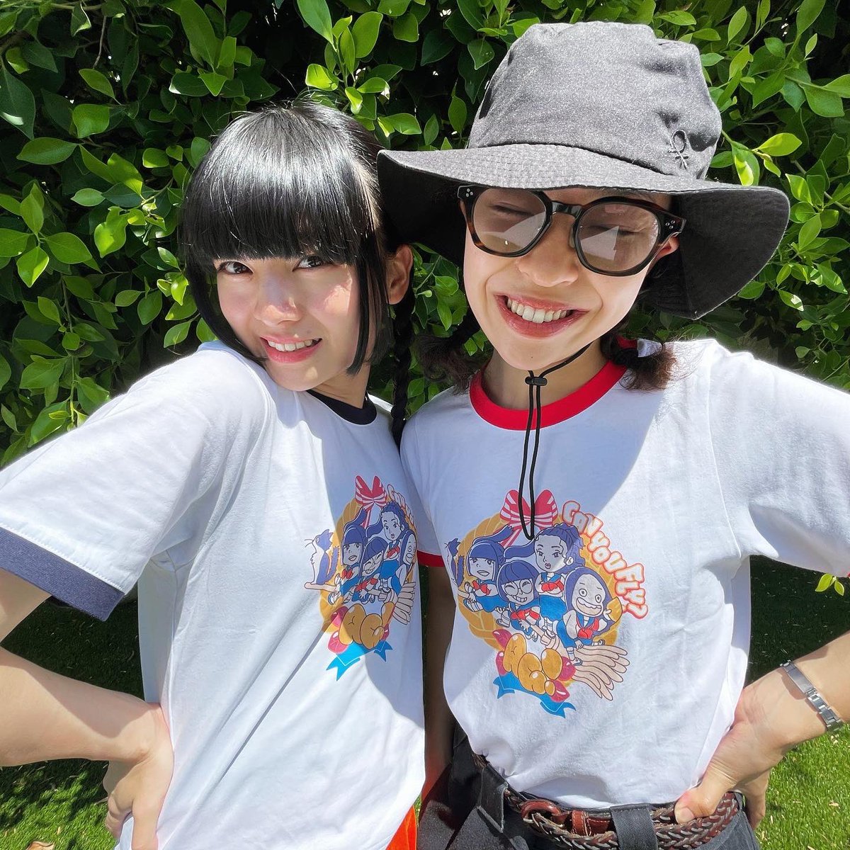 ブラウン×ピンク 新しい学校のリーダーズ ジブリ コラボ 魔女の宅急便