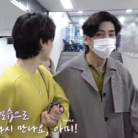 BestPeraya's tweet photo. The reason i'am happy ...
"I Will hold your hand, always by your side , no matter what happen in the future,.i Will always love you, protect you,and take care of you,.because you are my Soulmate".... π€§...
#Vmin
#Vminsoulmate
#OnlyVmin https://t.co/Phtrib3rCZ