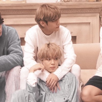 BestPeraya's tweet photo. The reason i'am happy ...
"I Will hold your hand, always by your side , no matter what happen in the future,.i Will always love you, protect you,and take care of you,.because you are my Soulmate".... π€§...
#Vmin
#Vminsoulmate
#OnlyVmin https://t.co/Phtrib3rCZ