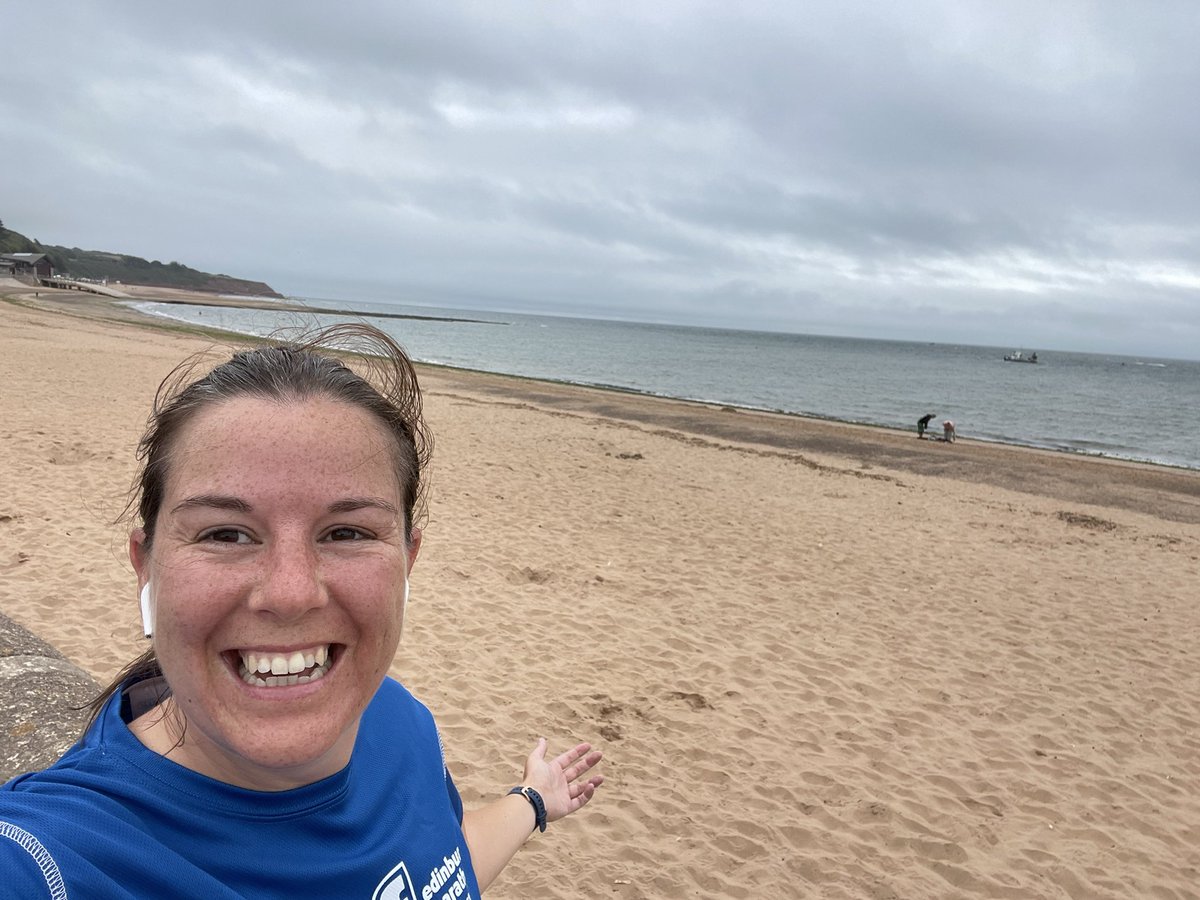 JessHarri's tweet photo. Couldn’t run with the group this week so did my own @heart_runners run this morning on Exmouth Seafront - little bit different from the canal but not as much fun without my running buddies 
#GHRontour💚 https://t.co/o3JLpibbm3