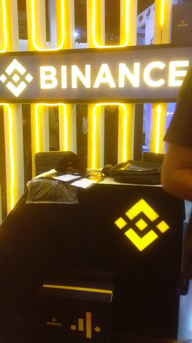 maqib2010's tweet photo. @BinancePk #BinanceITCN Just attending booth.! Got my #NFT .. 😎🤑 @TheBinanceNFT https://t.co/lQckJVLMTt
