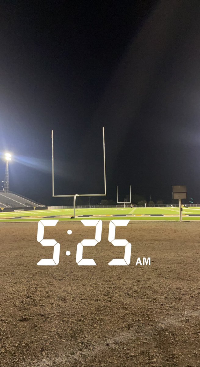 coachcannonbhs's tweet photo. @CoachJacksonTPW - Thankful my buddy @CoachJGranado was able to work with you @ North Forney and tell me about the benefits of early morning practices! We love it!!! Glad we made the switch!! #RTB #QualityReps https://t.co/ov7irWWBA7