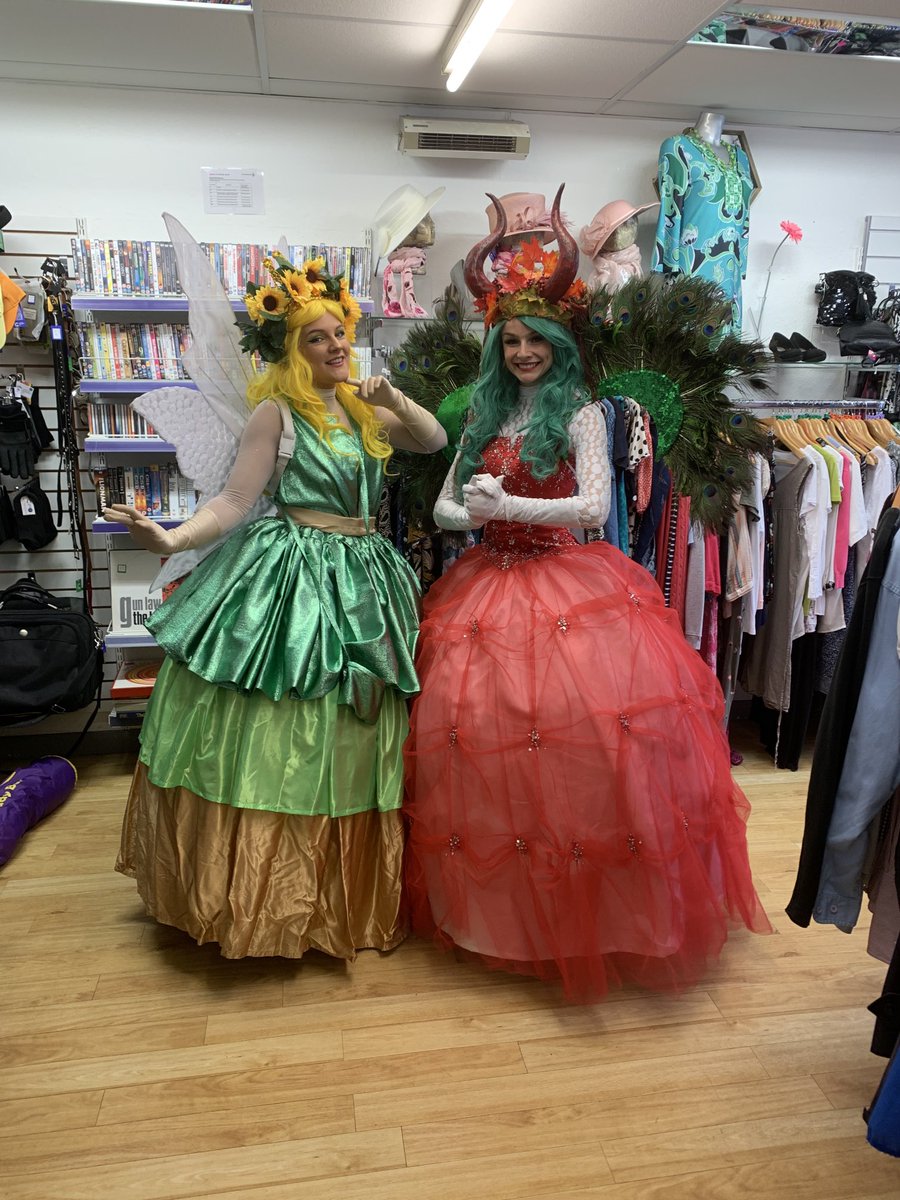 Bringing a bit of cheer to the high street ⁦<a href="/CRUKShops/">Cancer Research UK Shops</a>⁩ #northallerton