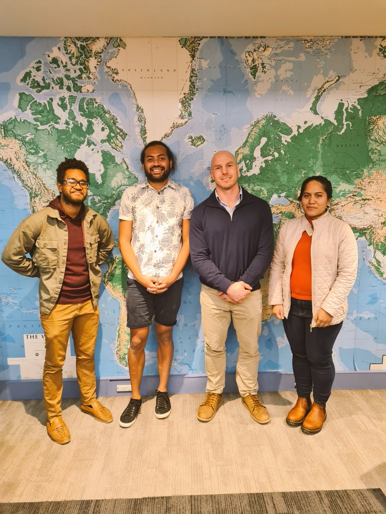 MattLagimiri's tweet photo. Feeling honoured to be hearing from an Australian Senator @DavidPocock who has a passion for Agriculture, Climate Change action and professional sports (RUGBY๐) us gang from the pacific kaicolo much๐คทโโ๏ธ๐ #ToadTalks #PasifikaANUers Future of ๐ฆ๐บ is in good handsโ๏ธ๐
๐ธ๐ง๐ซ๐ฏ๐ฆ๐บ๐น๐ป#family https://t.co/HNm9Cagv5S