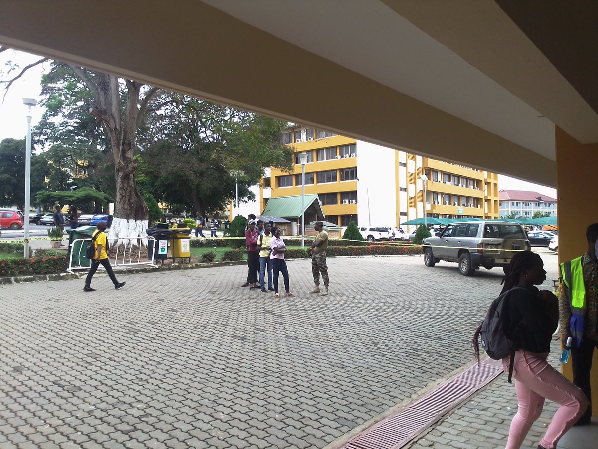 watsuptek's tweet photo. 📍📍 SRC ELECTIONS 📍📍
📌 Reporting from Kumapley Auditorium. Quite a low turnup at the Kumapley Auditorium. Voting started at 9:30am here.
#KNUSTDecides
#ElectionCorner22
#WatsuptekReport https://t.co/HWtyt5lQSj