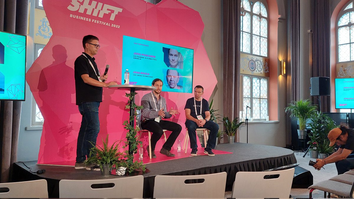 #ARPAproject fireside chat on Smart, safe, and sustainable maritime logistics <a href="/theshiftfi/">THESHIFT</a> #AwakeAI Jussi Poikonen and #GrokeTechnologies Juha Rokka <a href="/5GTNT/">5G Test Network Turku</a> <a href="/Teli_TurkuAMK/">Tekniikka ja liiketoiminta − Turun AMK</a> Jarkko Paavola