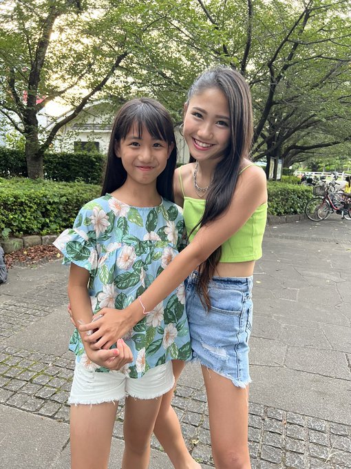 Twitterのコスプレ画像15