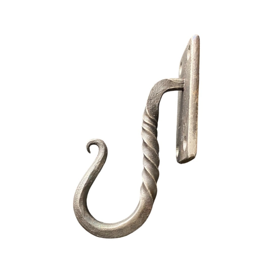 theboundarywood's tweet photo. Excited to share the latest addition to my #etsy shop: Handmade wrought iron coat hook. https://t.co/cV4vlYGuUB #grey #bedroom #metal #scrolled #handforged #doorhook #hook #crafted #ironhook https://t.co/dydMAIUuuO
