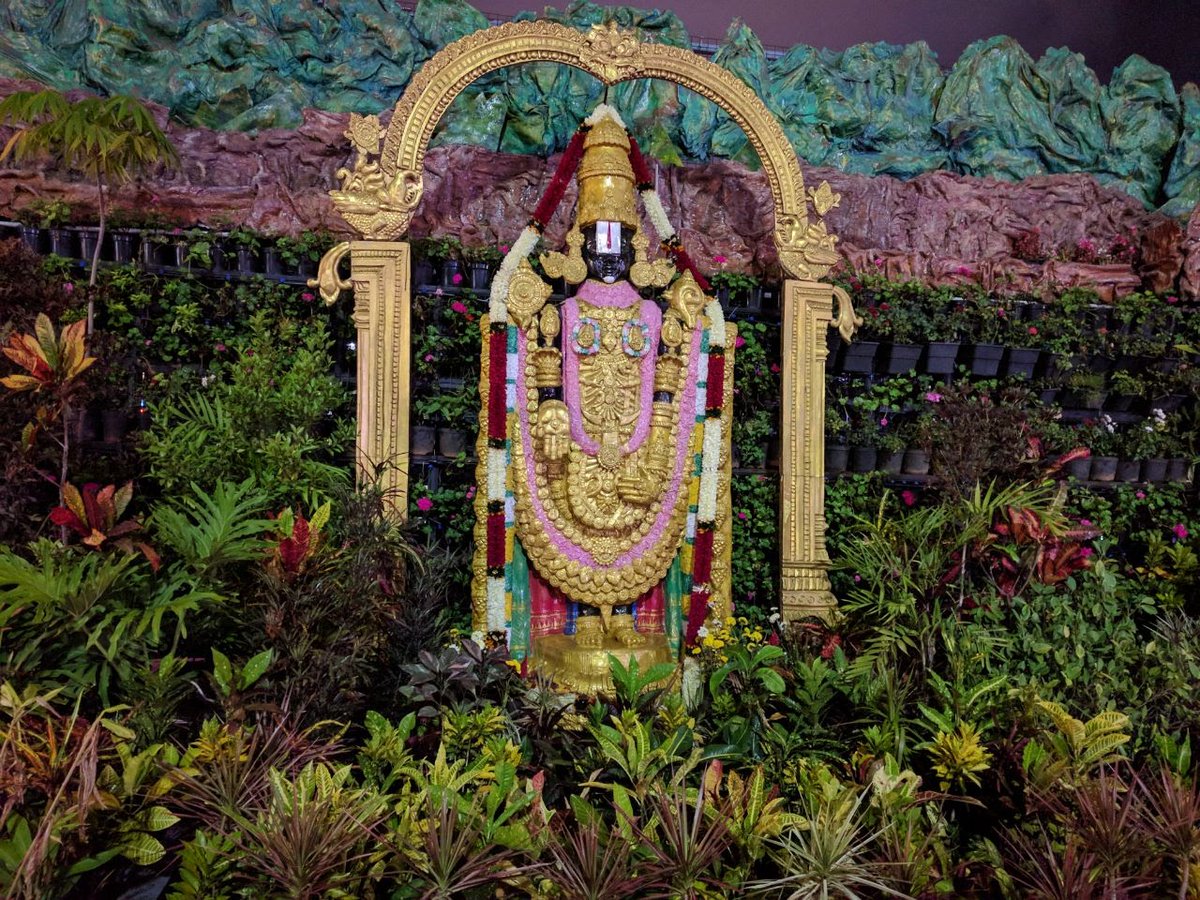 Lakshmisudha1's tweet photo. Old but Awesome.Walking up the Tirumala Hill and Having a darshan of Lord Balaji was always the Do thing. But this year was special with a visit to "Japali" in Tirumala. The energy Vibes are High and Must visit place. It has its own small trek. #TravelDiaries #OldTemples #Trek https://t.co/rfw7jtiRPF