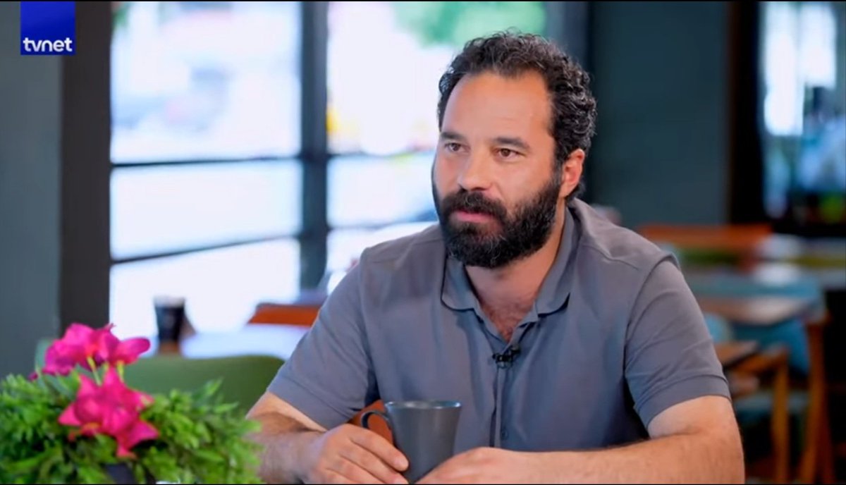 Oyuncu sevgili Ozan Çelik'le yaptığımız muhabbetin kaydıdır. Buyurunuz efendim☺️

youtu.be/4wb8VV2yYas