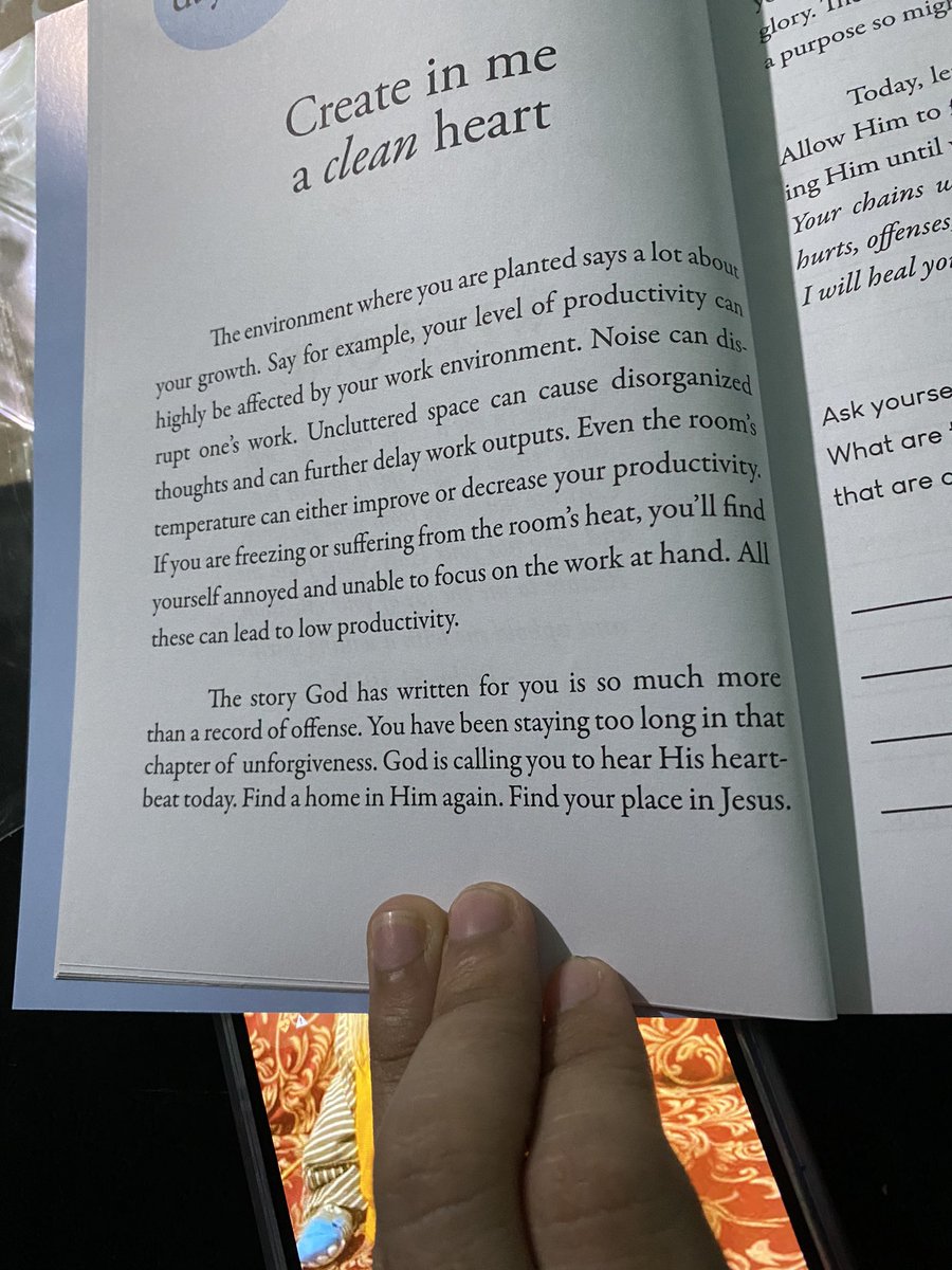 iammissdonna04's tweet photo. The story God has written for you is so much more than a record of offense. You have been staying too long in that chapter of unforgiveness. God is calling you to hear His heart- beat today. Find a home in Him again. Find your place in Jesus. #SilentBloom
@joenasandiego @JSDbooks https://t.co/YTZqmXzNIr