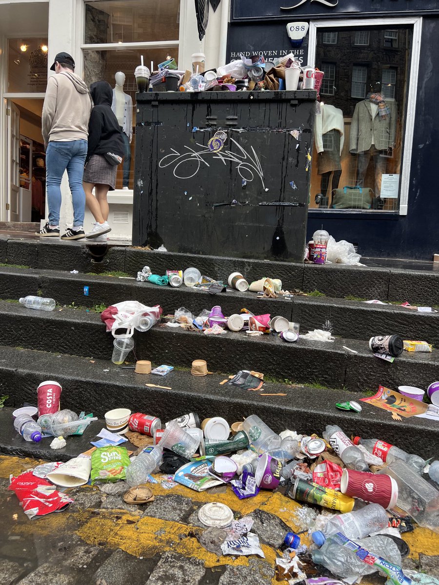 jonsopel's tweet image. In #Edinburgh with @maitlis ahead of her giving #MacTaggart lecture this evening. What a load of rubbish