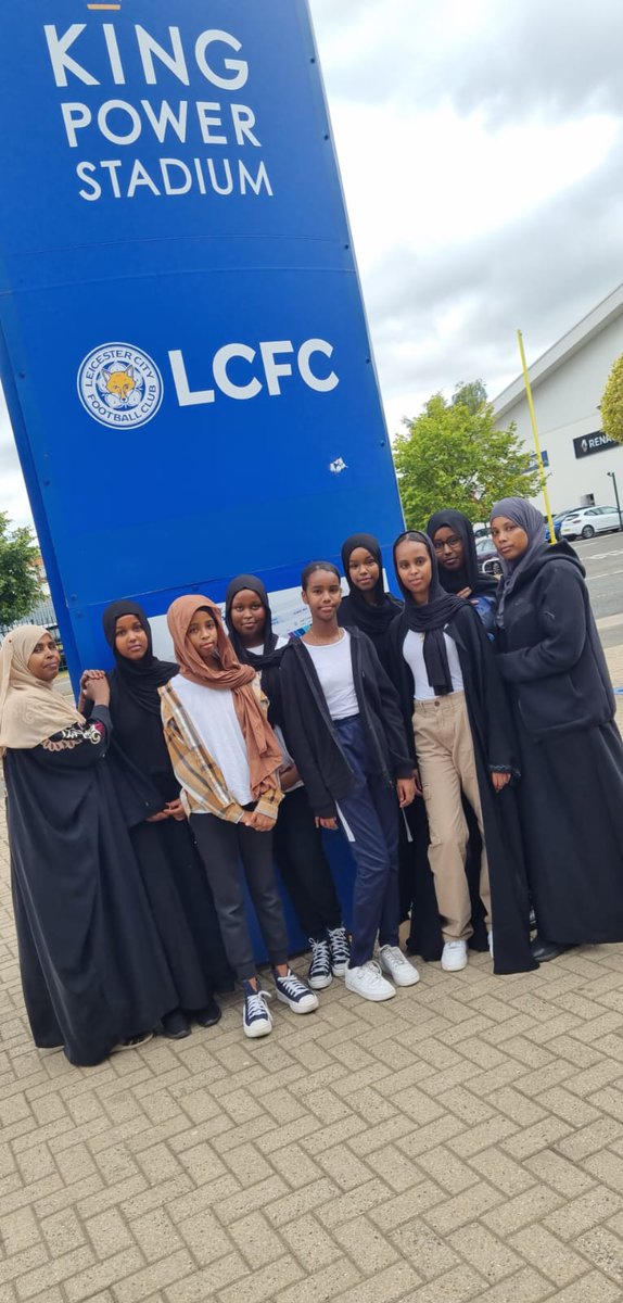 Fantastic start to the morning for our girls and our trustees Ubah, Amina & Nafisa who are at @LCFC_Community for a photoshoot.

#partnership 
#Womenandgirls
#Sports
#ActiveWomen