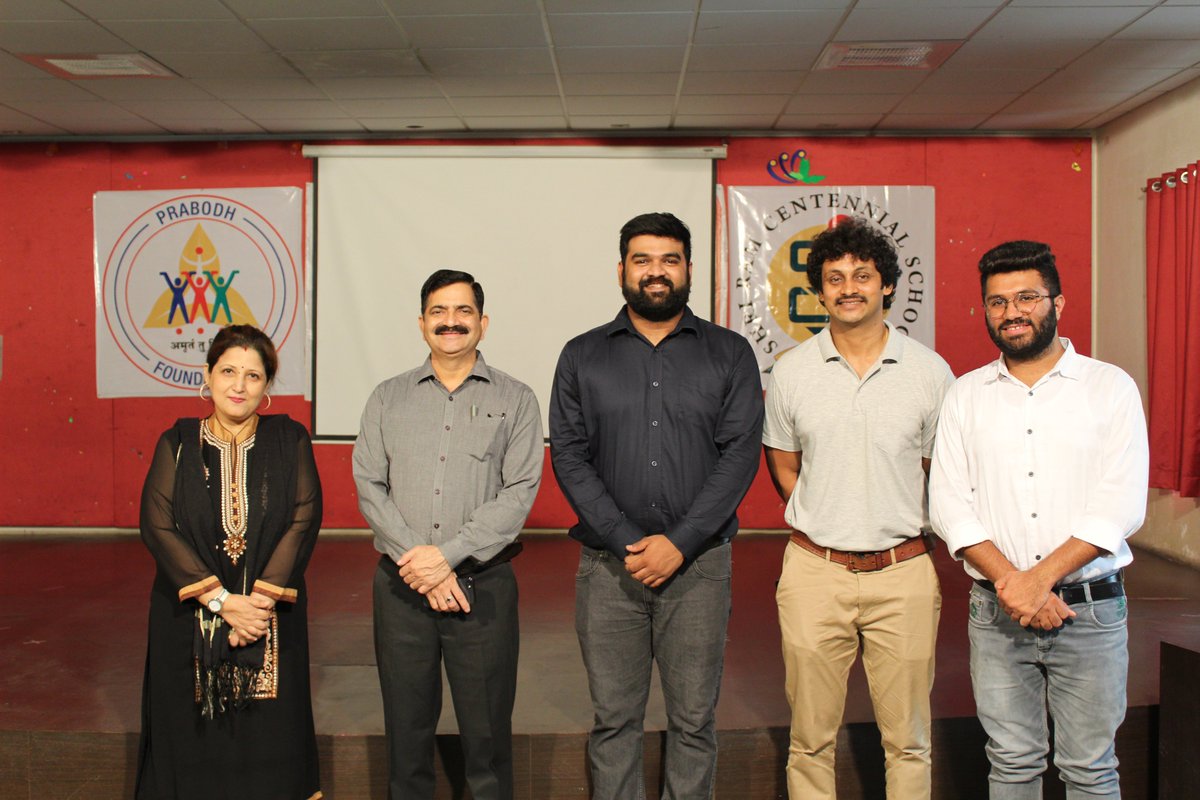 shriramindore's tweet image. At Shri Ram Centennial School, we believe in continuously upgrading students by providing new opportunities to challenge themselves and learn real-world concepts. For this, the School along with Clever Harvey organized an orientation program and engaged the students #srcsindore