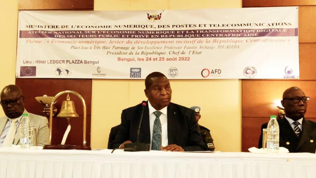 FA_Touadera's tweet photo. Après la promulgation de la législation sur les #cryptomonnaies et la premiere initiative, le #Sango coin, je viens d'ouvrir ce matin à l'hôtel LEDGER Plaza de #Bangui,le Premier Atelier National sur l'Economie Numérique et la Transformation Digitale des Secteurs Publics &amp; Privés https://t.co/Spu6ML4PEH