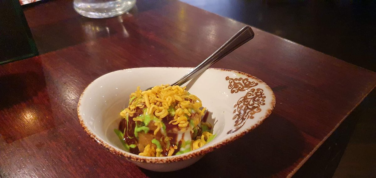 Paula_Artist6's tweet image. Enjoying a meal out with the family at @Ashas_UK oh so tasty get your mouth zipping with flavour #mealout @bhamfest @brumfoodtour @BrumFocus