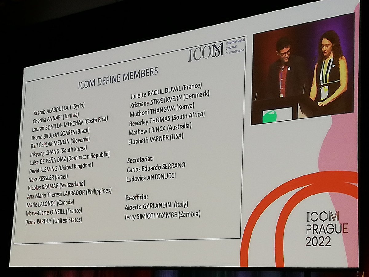 MichelRougerMR's tweet photo. @BrulonB et Lauran présentent les membres du comité #ICOMDEFINE et la méthodologie de travail notamment en créant des sous groupes thématiques. 
#ICOMPrague2022 https://t.co/AFEDCn45L2