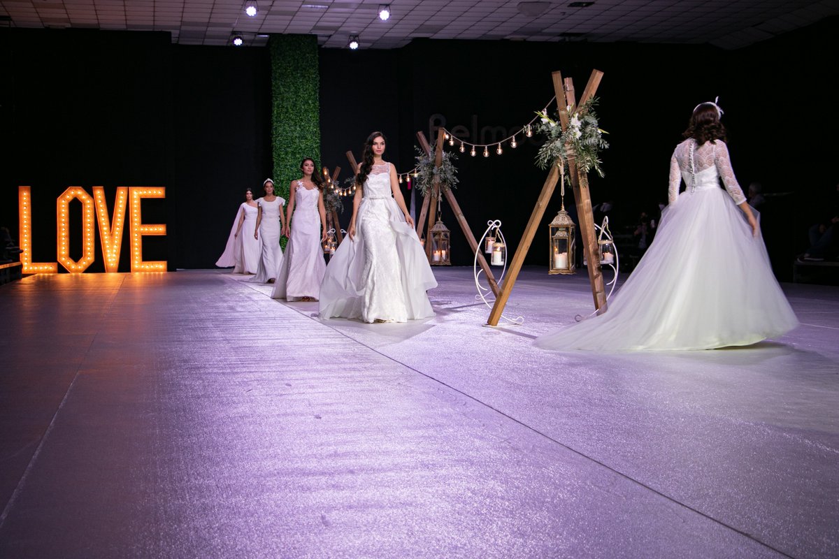 Con muchas ganas de ver todas las tendencias en moda nupcial que nos depara la próxima temporada de bodas. En la Pasarela Belmoda te damos buena cuenta de lo que viene