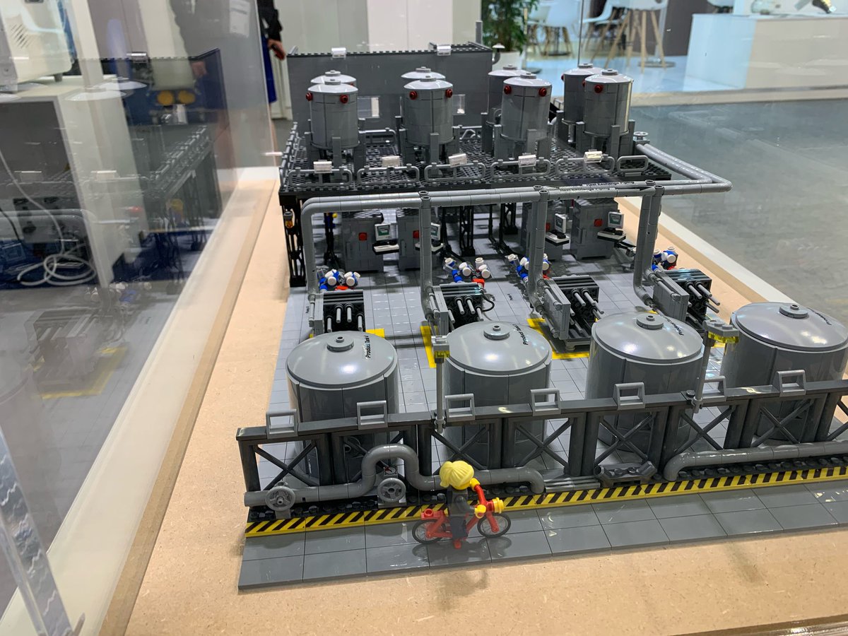 simon saubern 🌀 tweet media